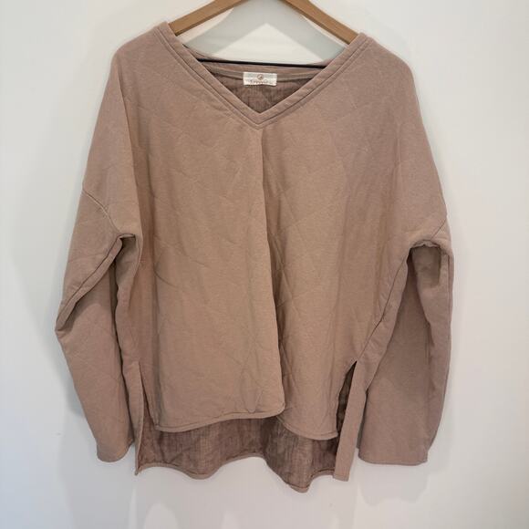 Sunland17 Quilted Oversized Pullover Top Size M/L Taupe V-Neck - Picture 2 of 10